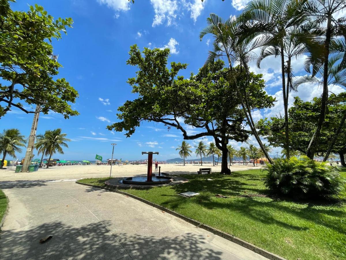 Praia Gonzaga, Santos Экстерьер фото